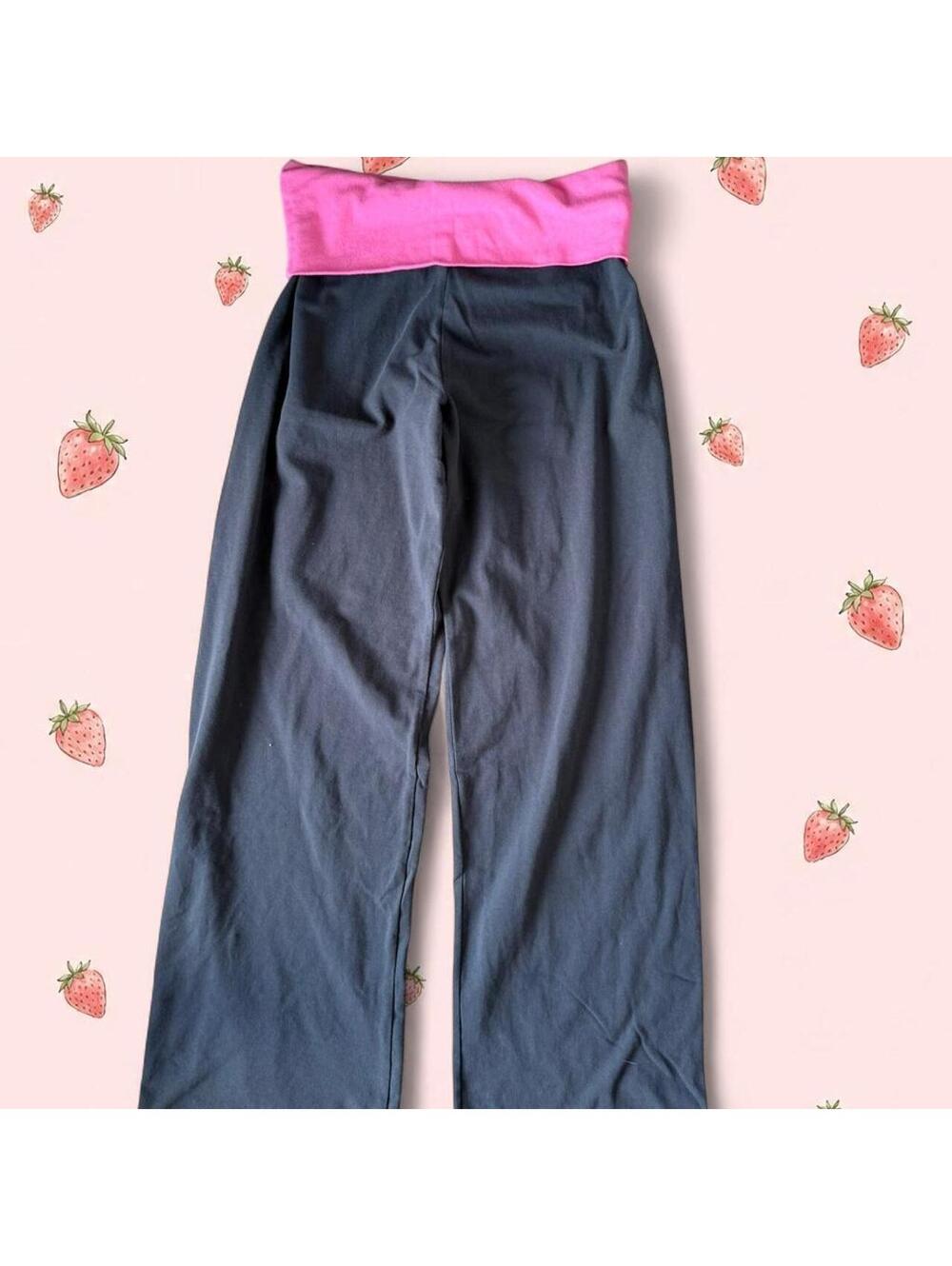 Brandy Melville black and pink priscilla pants